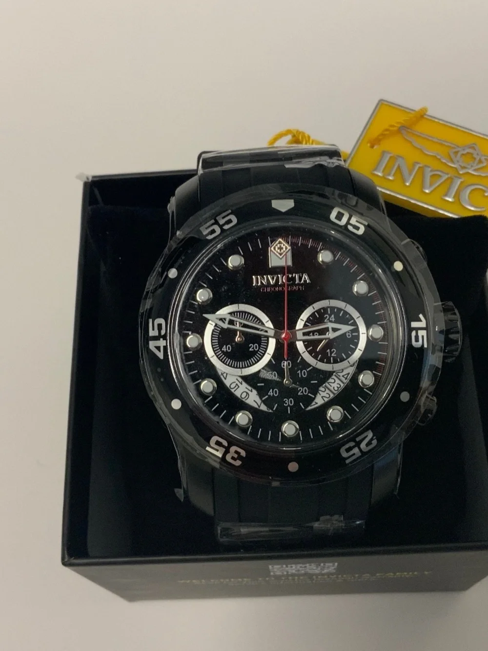 Invicta Men's 37231 Pro Diver Quartz Chronograph Black, Red Dial Watch